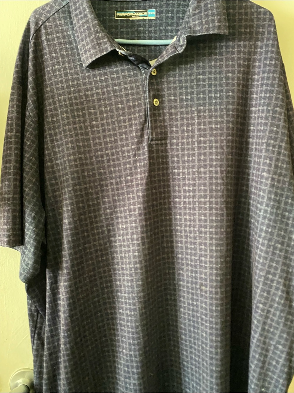 Source Unknown Men's Dark Gray Checked Polo
